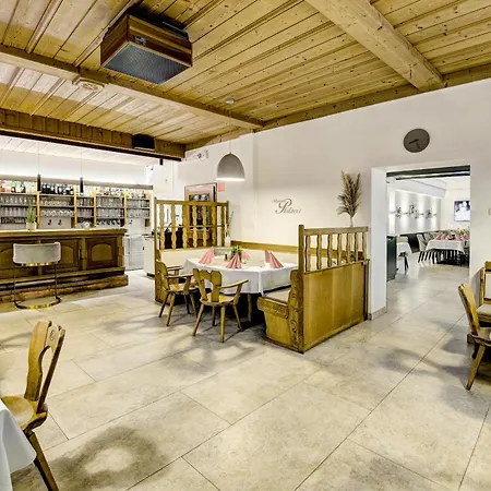 Hotel Alexandra
