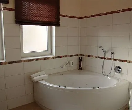 Hotel Alexandra 4*