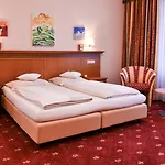Alexandra 4* Wels